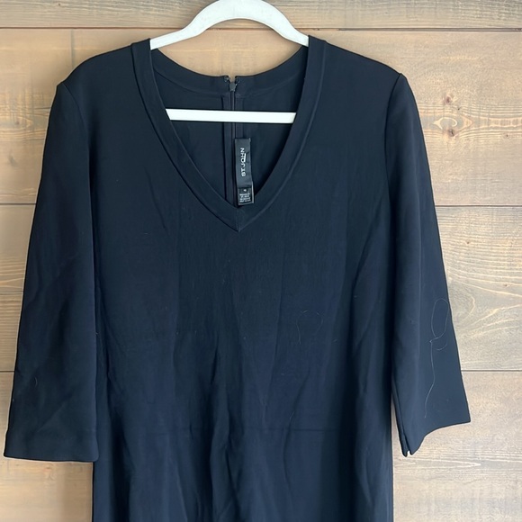 St. John Classic Black Wool Knit Caviar Dress in size 10 - Picture 2 of 6